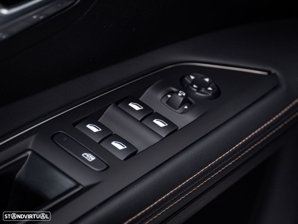 Peugeot 3008 1.5 BlueHDi GT Line EAT8 - 8