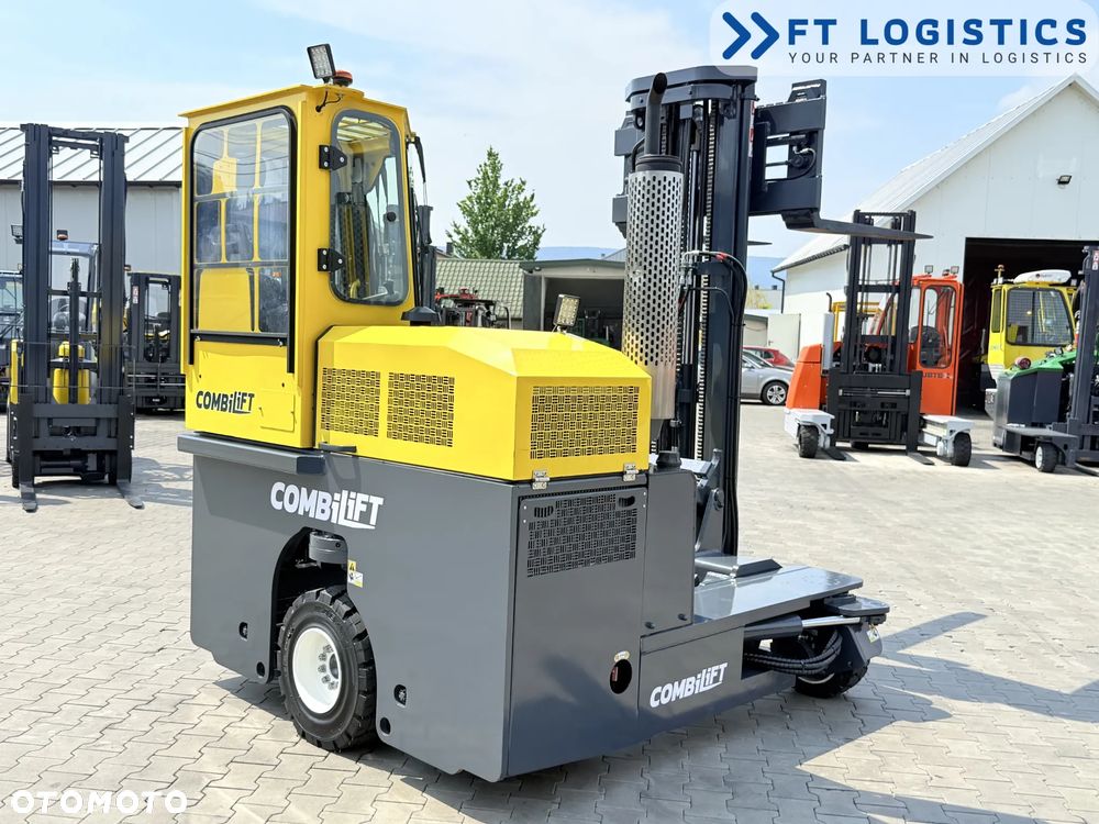 Combilift WÓZEK CZTEROKIERUNKOWY - WIELOKIERUNKOWY | COMBILIFT C3000 | GAS | TRIPLEX 6400MM | JEDYNE 953 MOTOGODZINY | POZYCJONER WIDEŁ | WOLNY SKOK | NOWE OPONY | PO SERWISIE | STAN IDEALNY - 26
