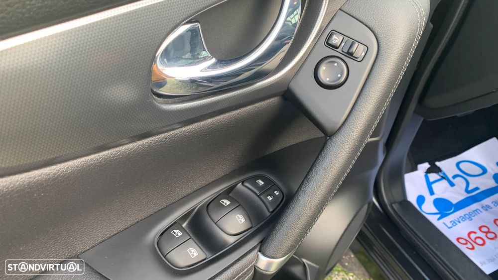 Nissan Qashqai 1.6 dCi Tekna J19 Xtronic - 24
