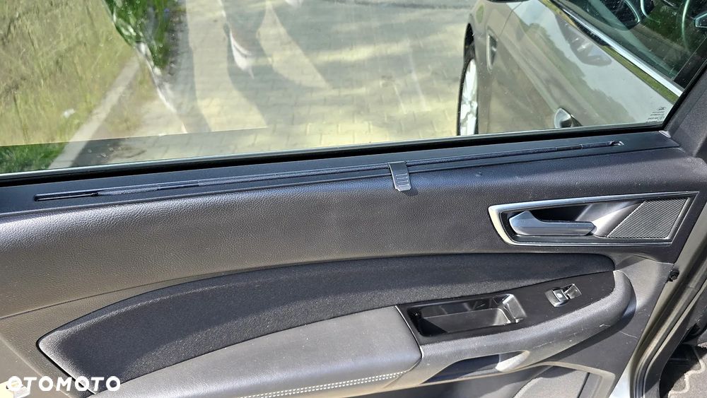 Ford S-Max 1.5 EcoBoost Titanium - 27