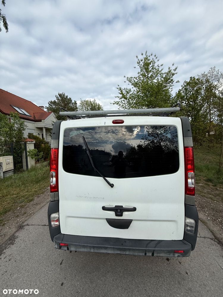Renault Trafic - 22