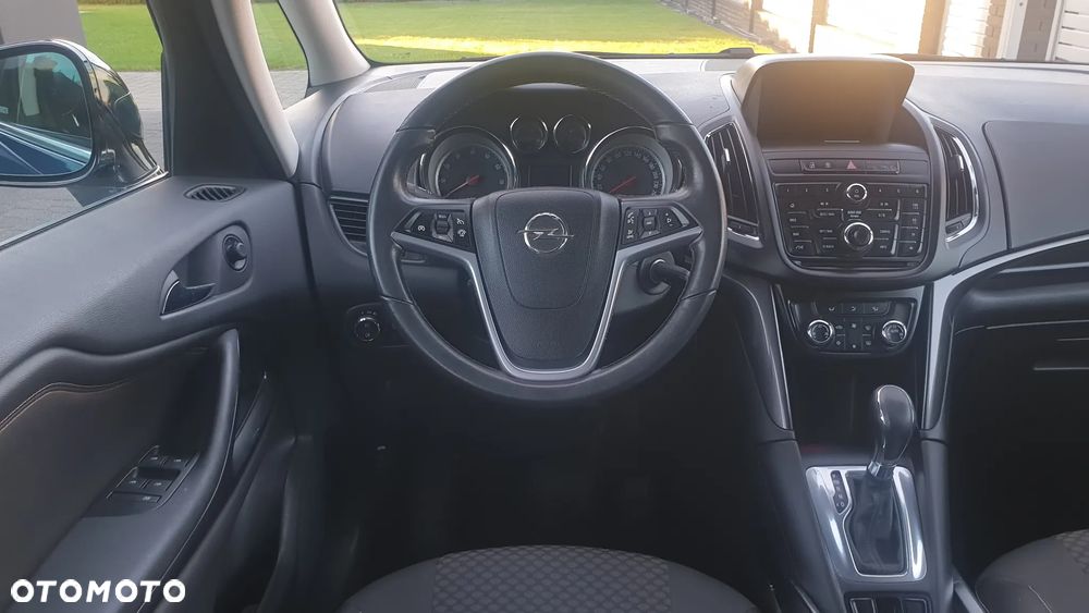 Opel Zafira Tourer 1.4 Turbo Automatik Business Edition - 28