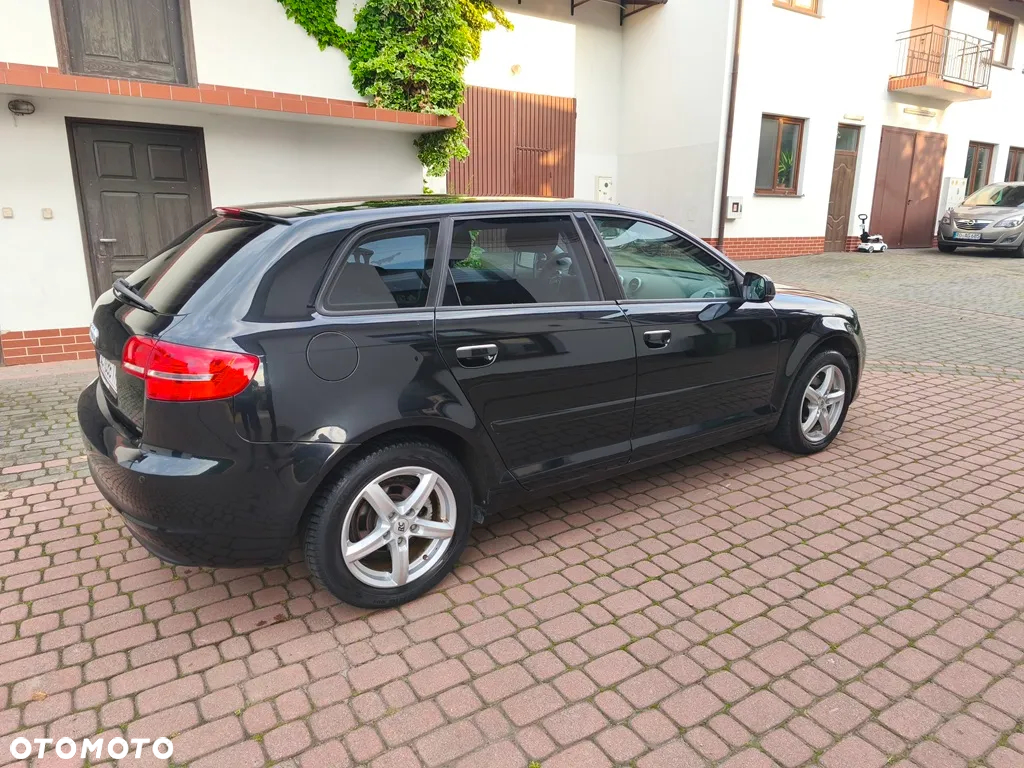 Audi A3 1.6 Sportback Attraction - 9
