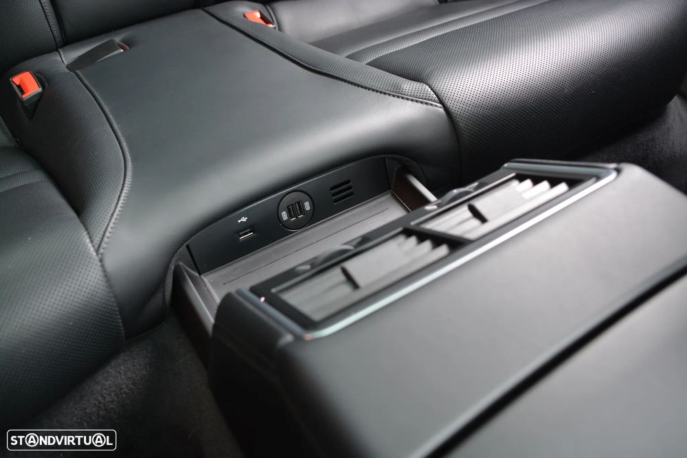 Porsche Panamera Sport Turismo Turbo S E-Hybrid - 49