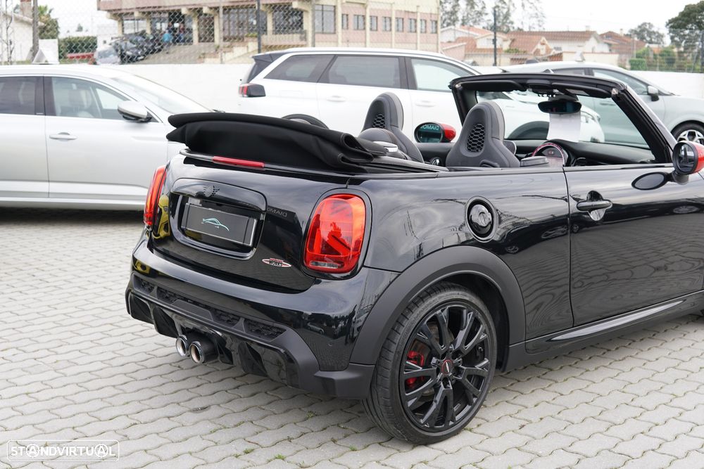 MINI Cabrio John Cooper Works Auto Desportiva - 20