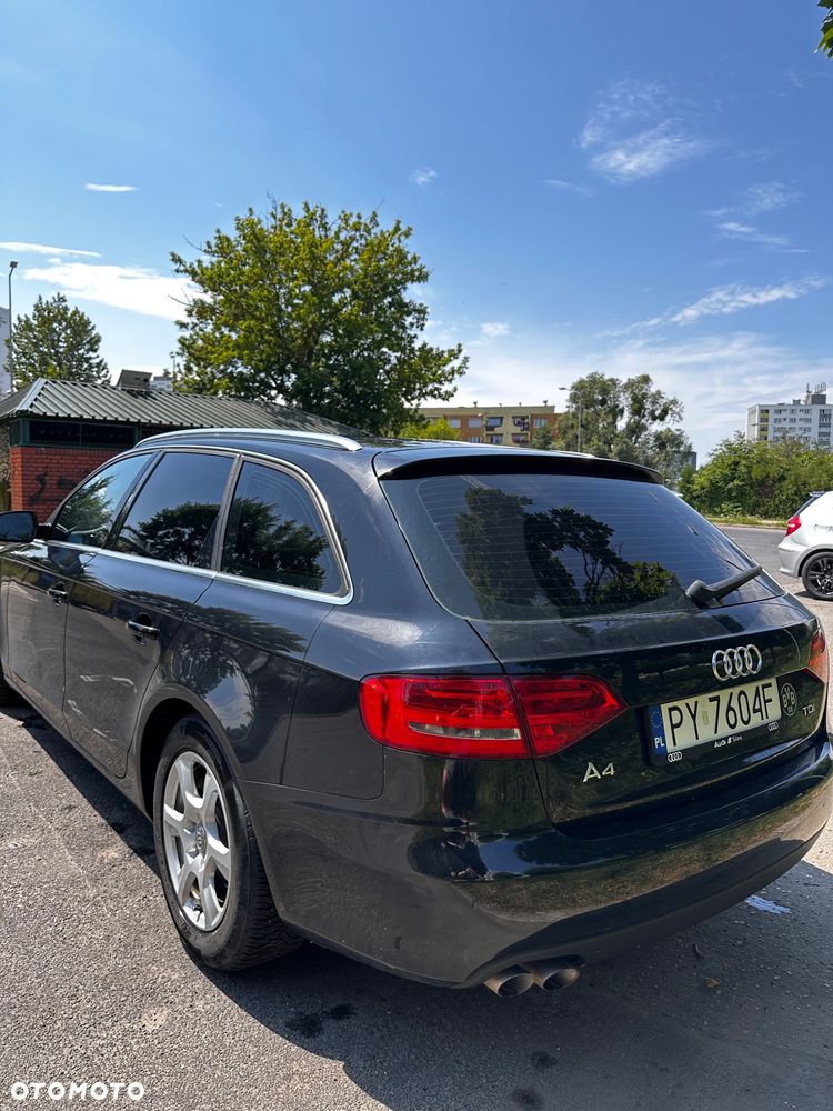 Audi A4 Avant 2.0 TDI DPF Ambiente - 4