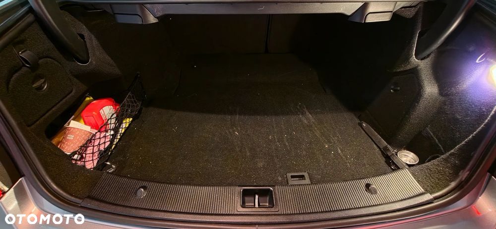 Mercedes-Benz Klasa E - 12