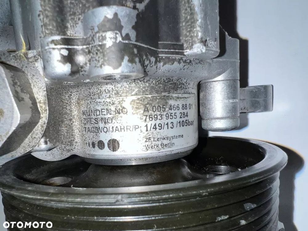 Pompa wspomagania ZF Sprinter Viano ,G-klasa A0054668801 A0034669301 - 5