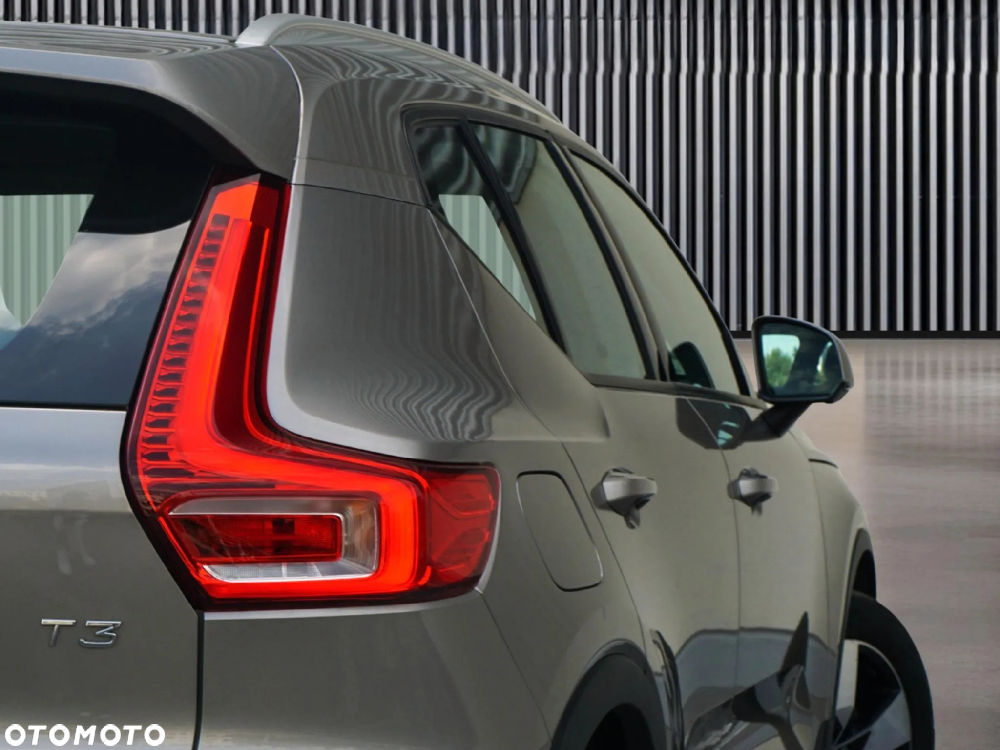 Volvo XC 40 T3 Momentum - 10
