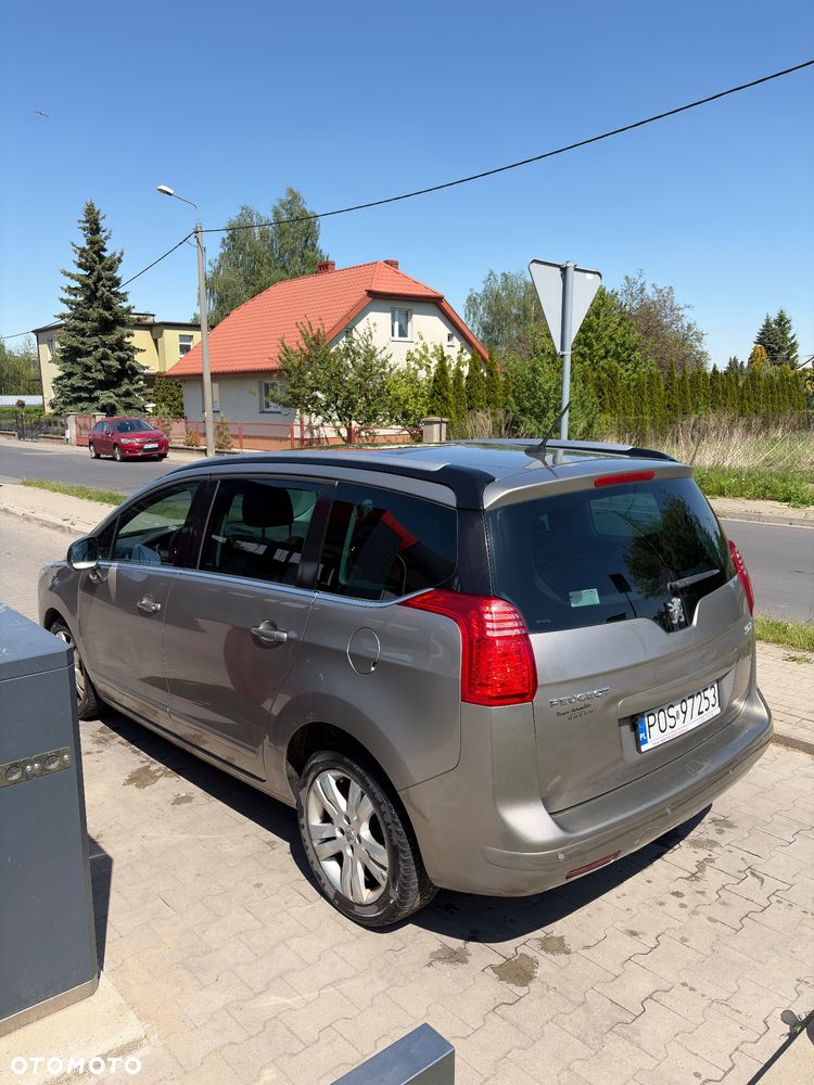 Peugeot 5008 HDI FAP 150 Premium - 5
