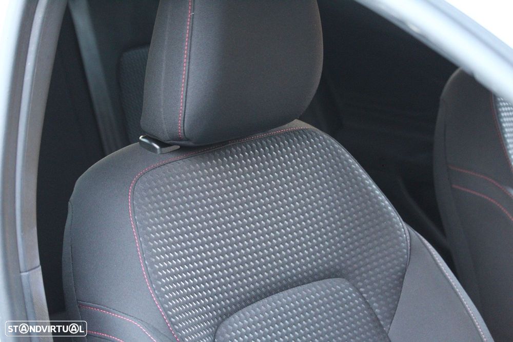 Ford Focus 1.0 EcoBoost ST-Line - 21