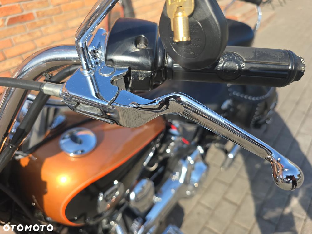 Harley-Davidson Softail Heritage Classic - 24