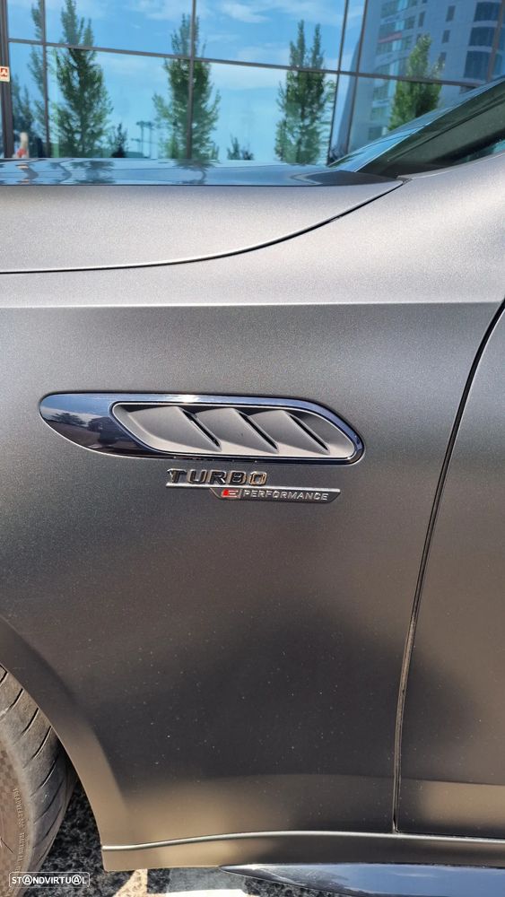 Mercedes-Benz C 63 AMG S E Performance 4Matic - 9
