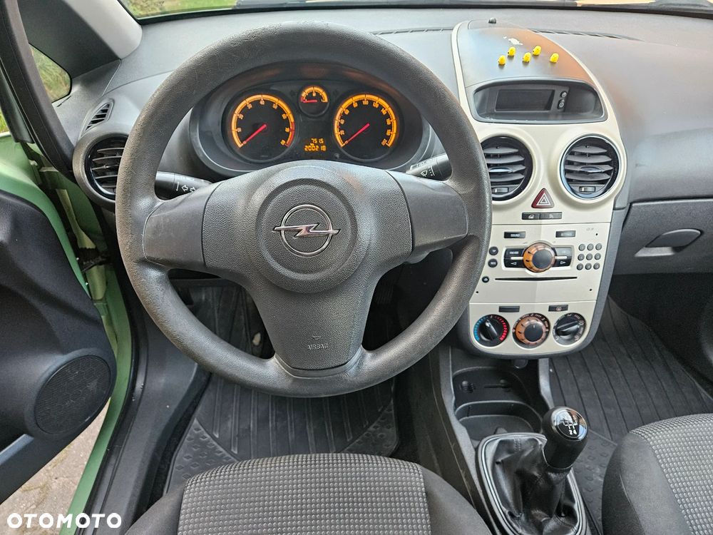 Opel Corsa - 4