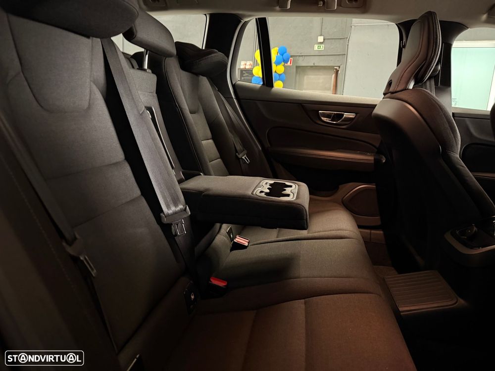 Volvo V60 2.0 T6 AWD TE Inscription - 37