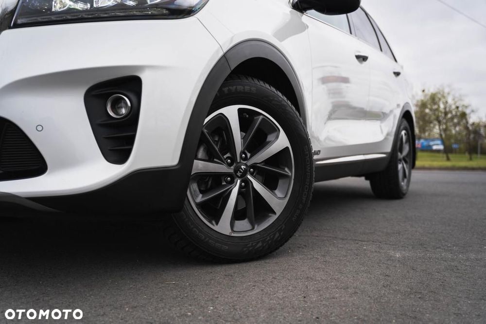 Kia Sorento - 10