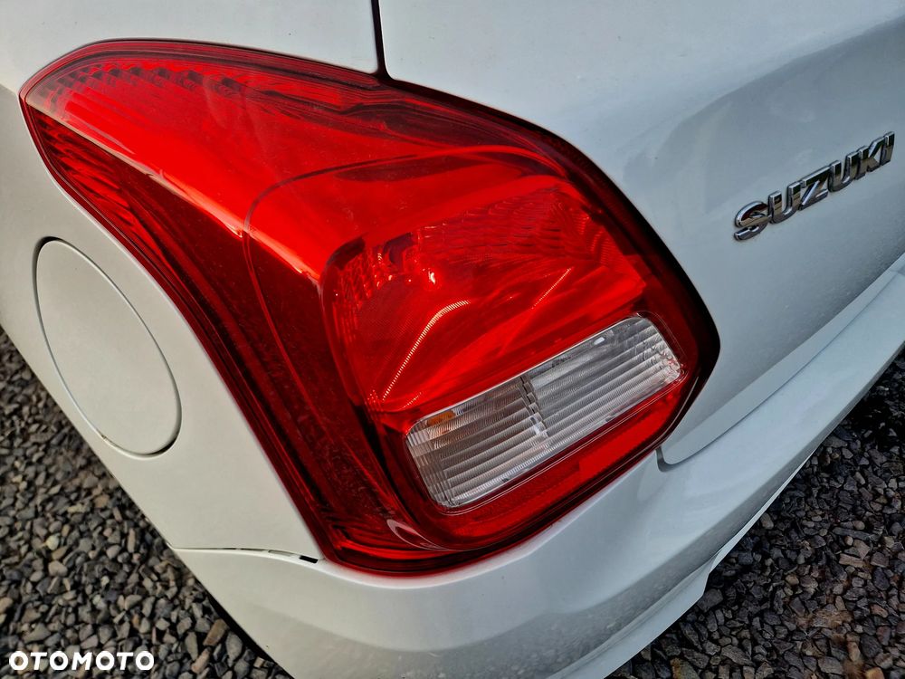Suzuki Swift 1.2 Premium Plus - 11
