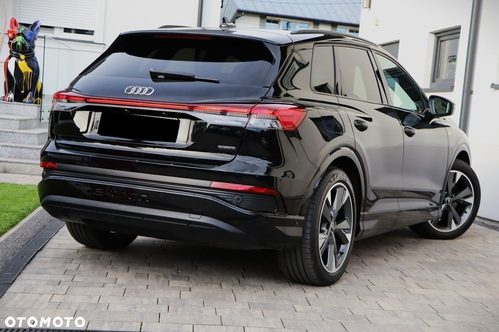 Audi Q4 e-tron - 9