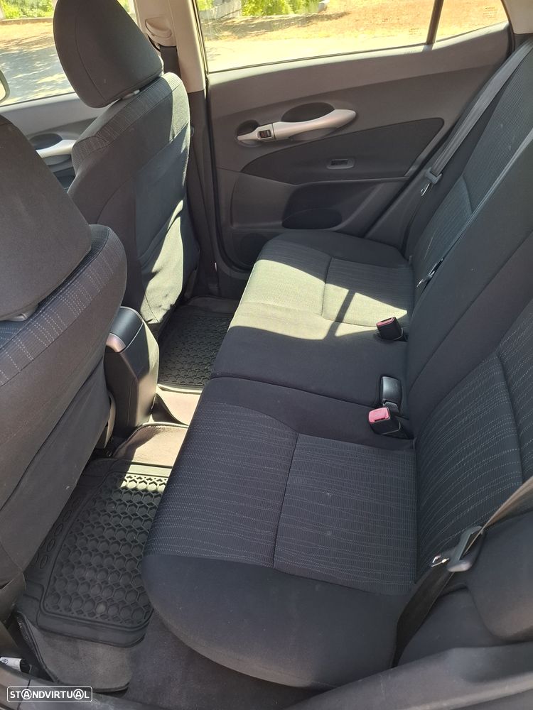 Toyota Auris 1.4 D-4D - 8