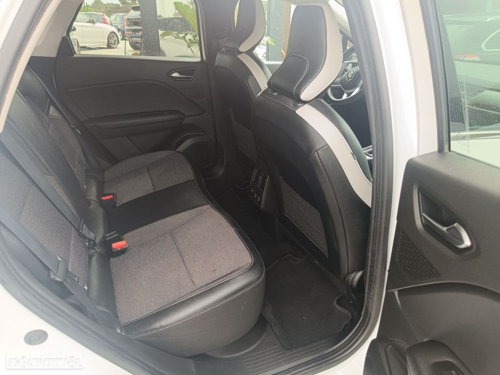 Renault Captur - 12