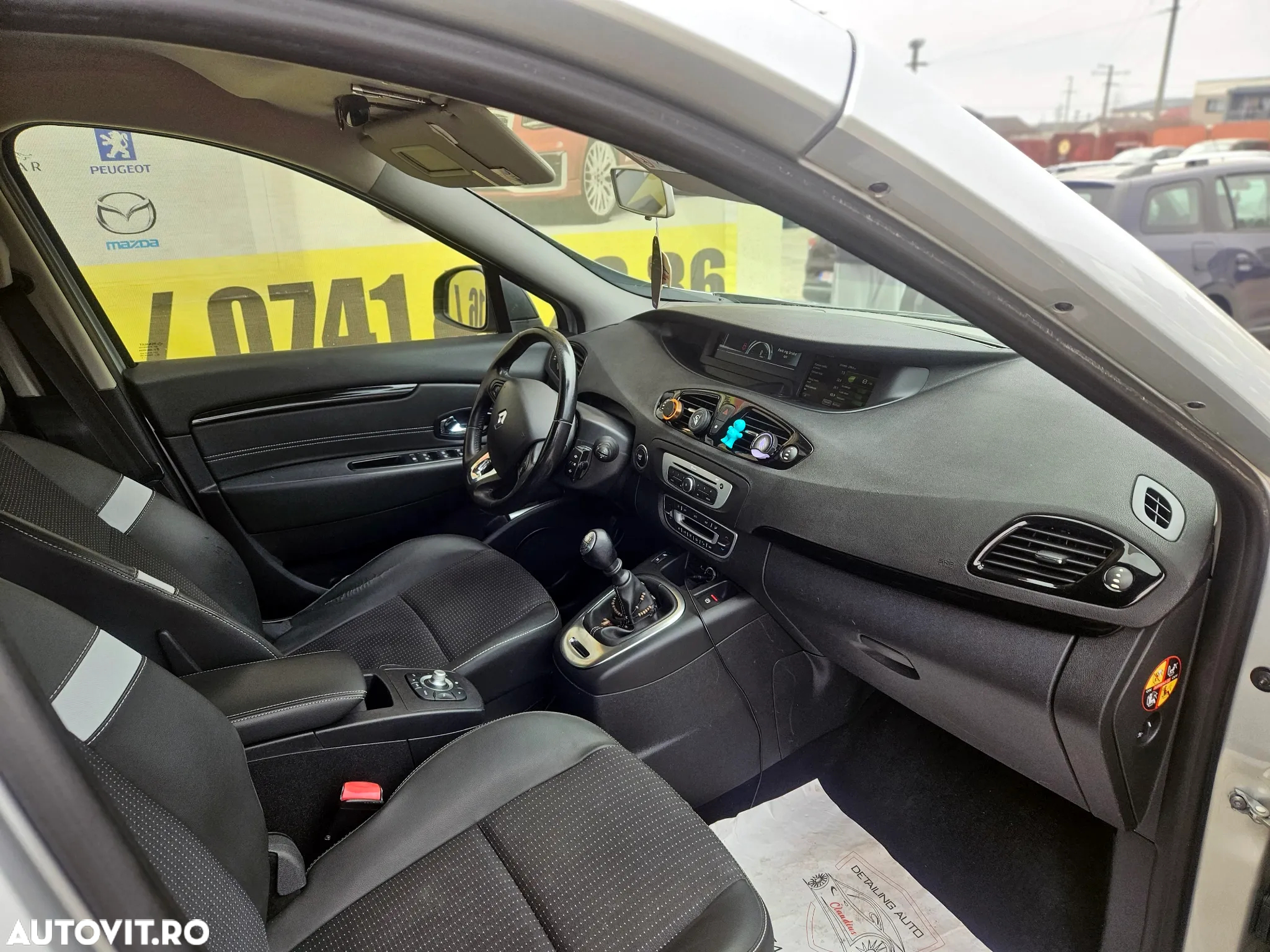 Renault Grand Scenic - 7