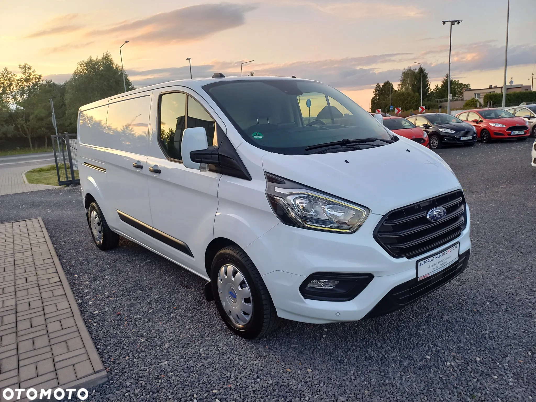Ford Transit Custom - 13