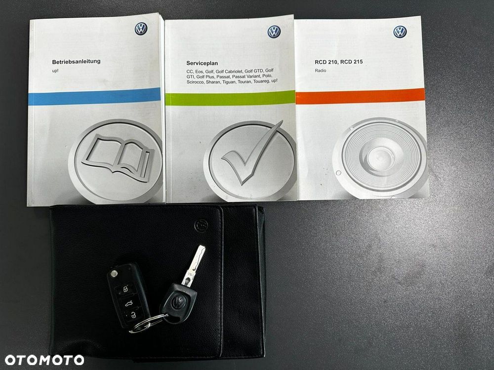 Volkswagen up! (BlueMotion Technology) move - 22