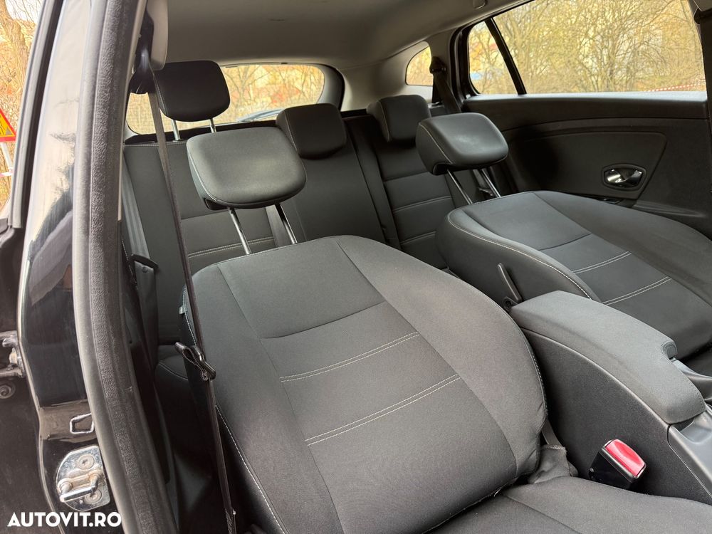 Renault Megane ENERGY dCi 110 Start & Stop Dynamique - 11