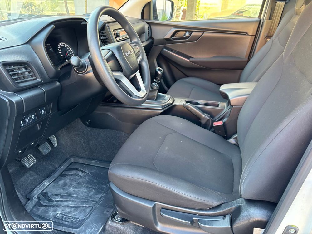 Isuzu D-Max - 9