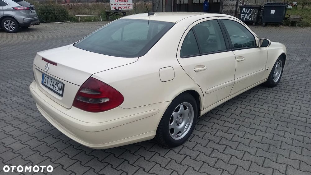 Mercedes-Benz Klasa E - 4