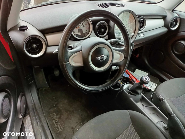 Deska rozdzielcza konsola Mini R55 R56 R57 Europa poduszki napinacze airbag