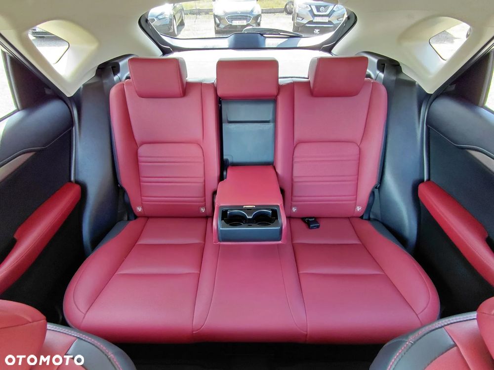 Lexus NX 300h Prestige AWD - 21