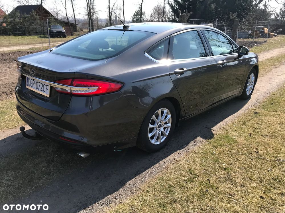 Ford Fusion - 5