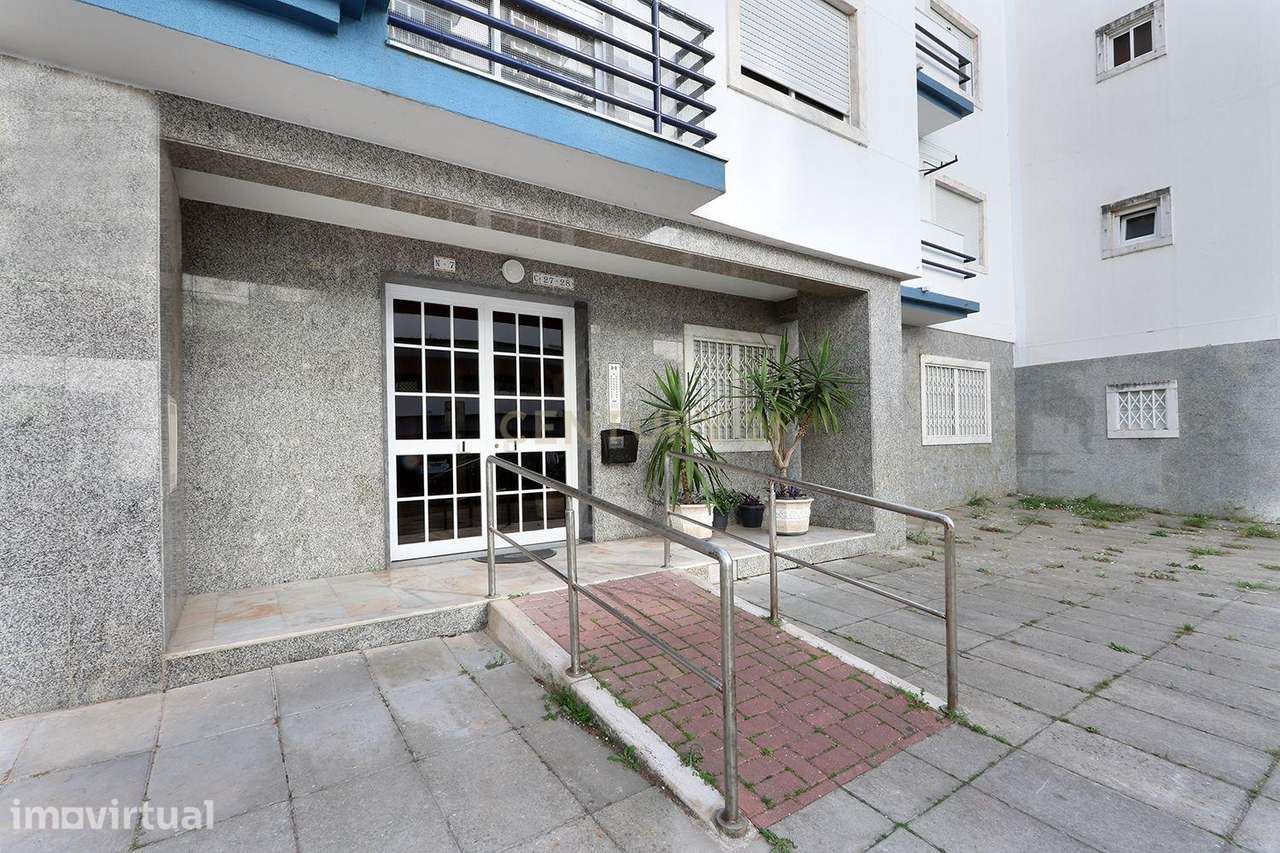 Apartamento T1 em Rio de Mouro, Sintra - Grande imagem: 4/21
