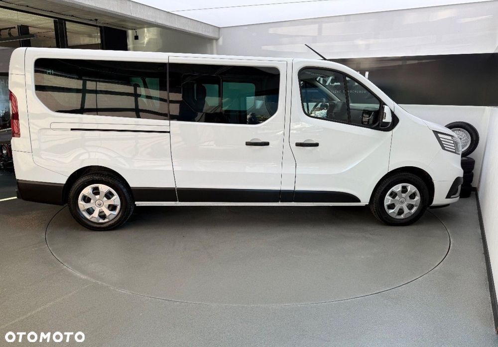 Renault Trafic - 12