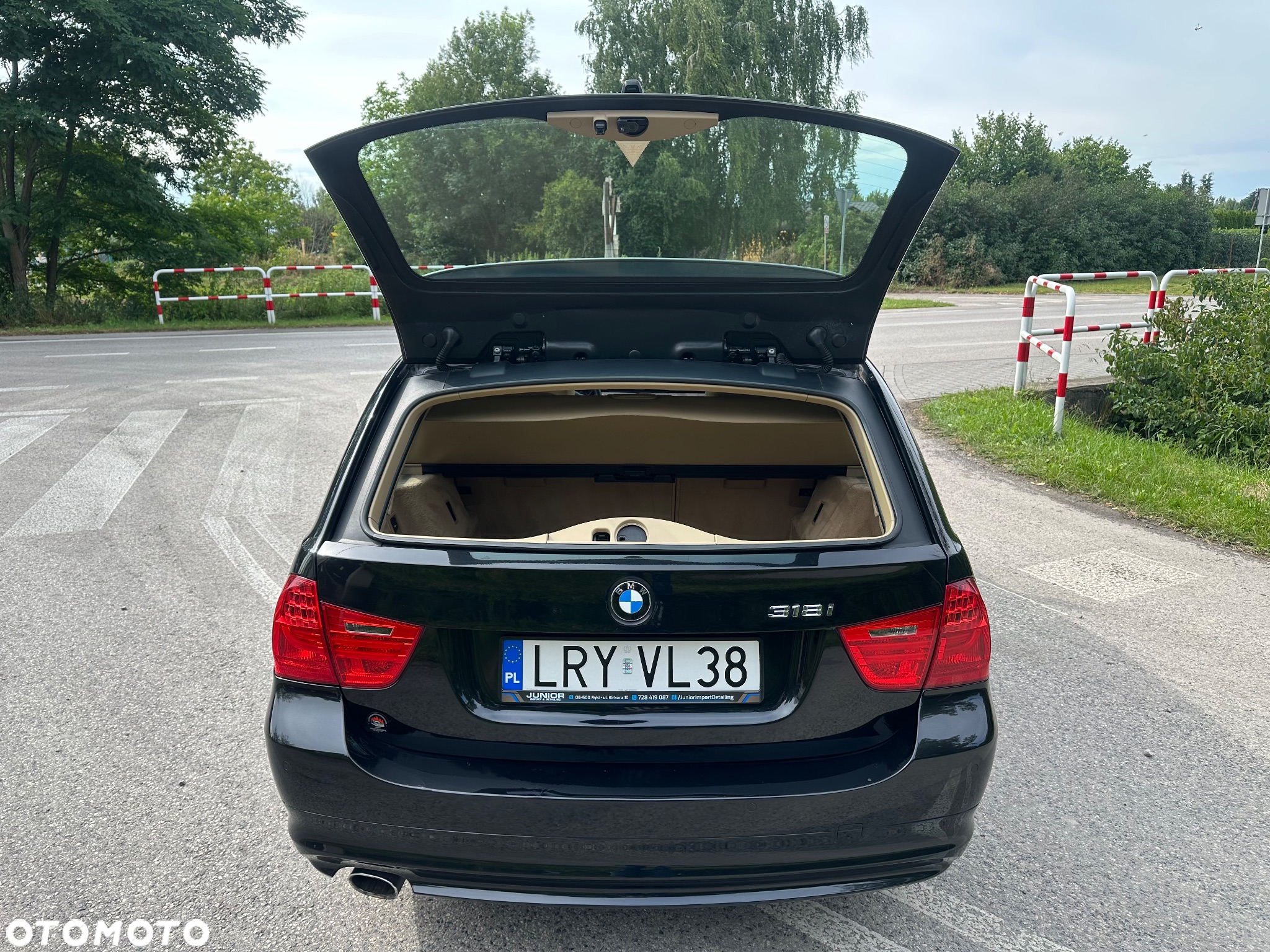 BMW Seria 3 318i Touring Edition Exclusive - 19