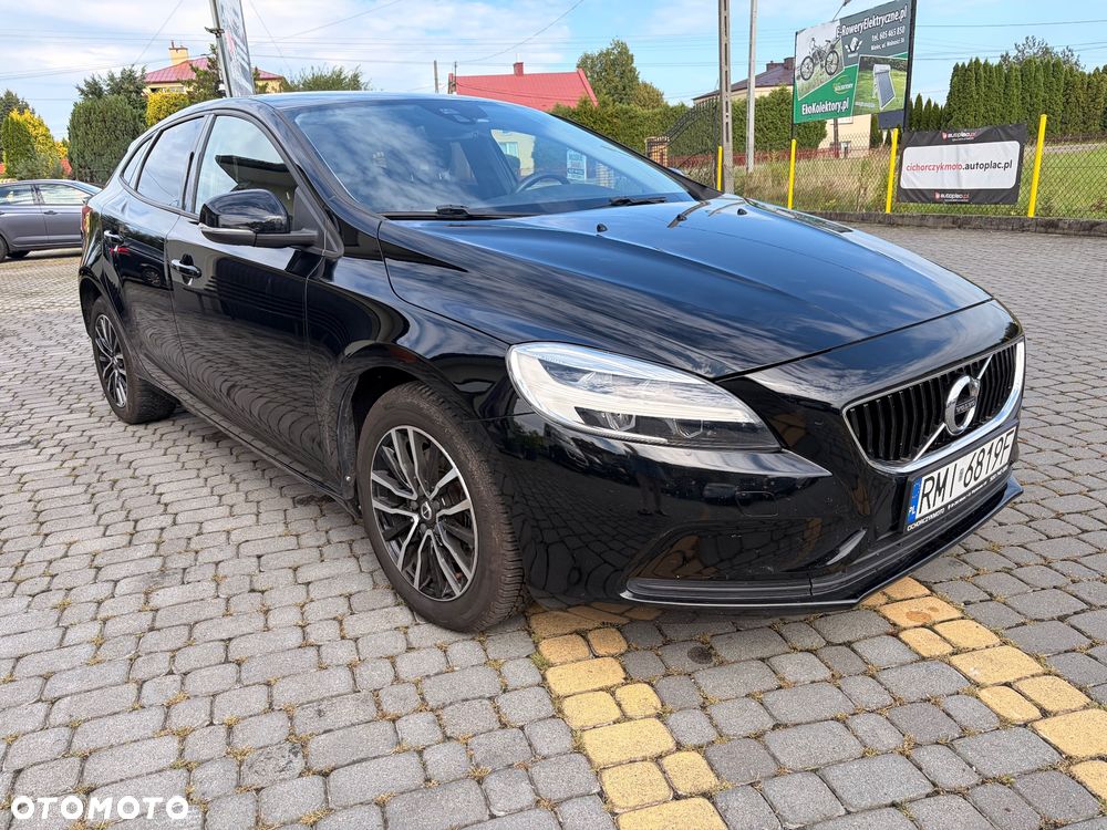 Volvo V40 T2 RDesign - 1