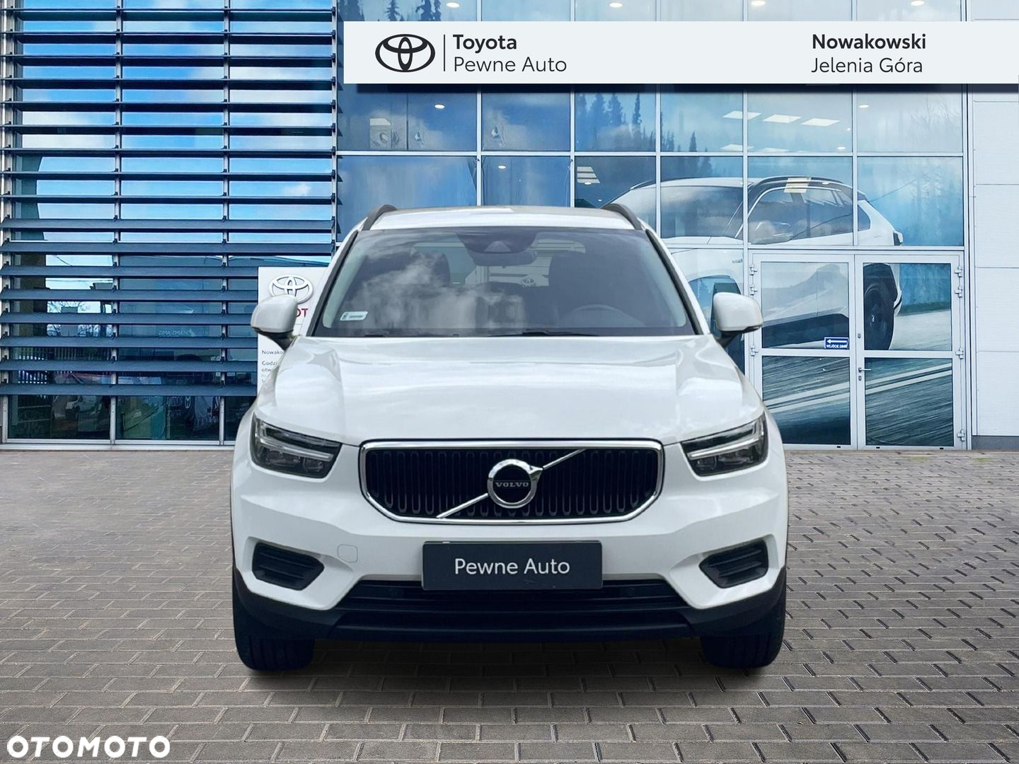 Volvo XC 40 T3 Momentum Core - 8