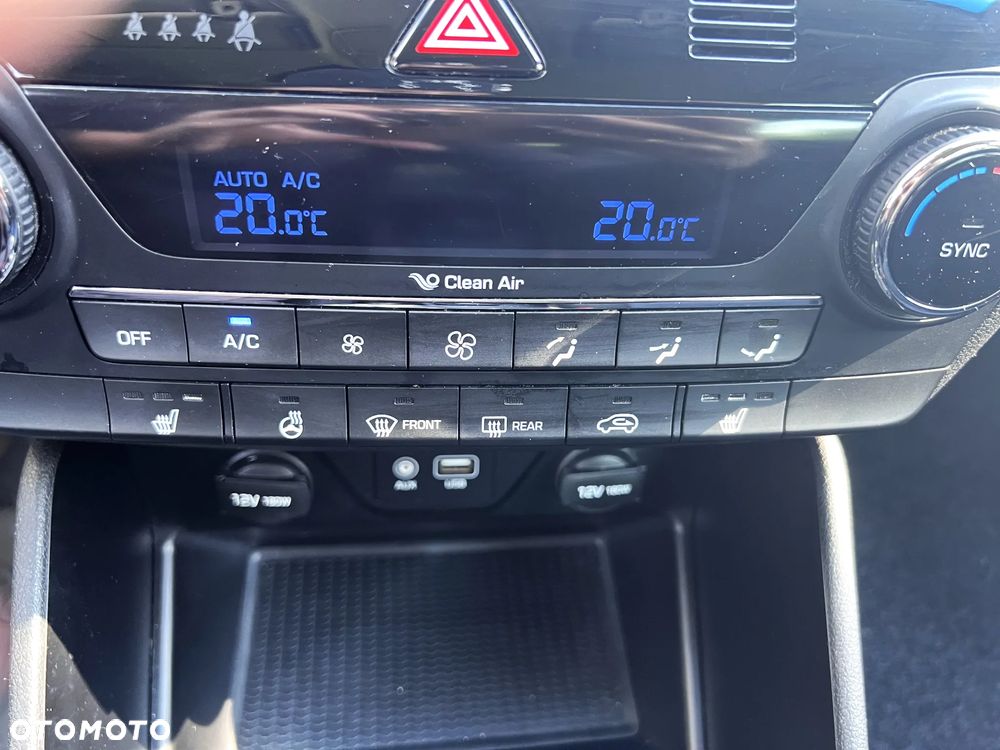 Hyundai Tucson blue 1.7 CRDi 2WD Style - 37