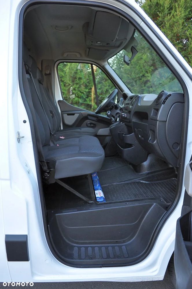 Opel MOVANO skrzynia paka 2.3 dCi - 24