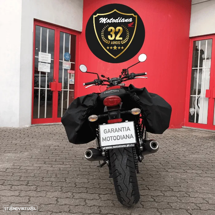 Triumph Street Twin 900 - 4