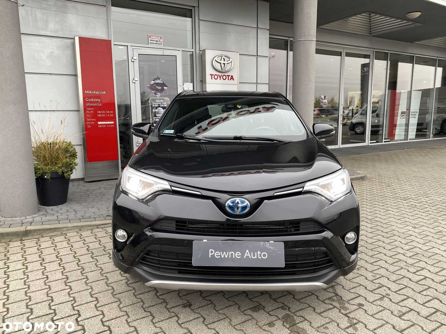 Toyota RAV4 - 8