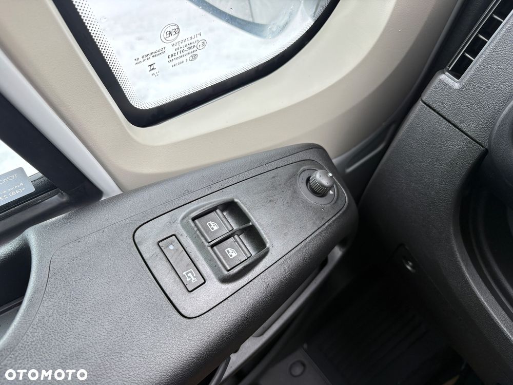 Toyota Proace MAX - 19