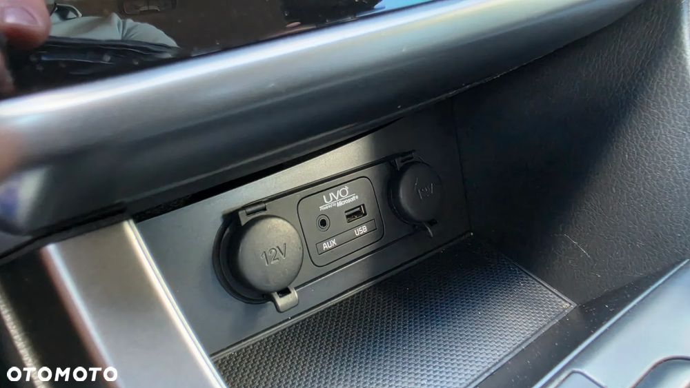 Kia Optima - 30