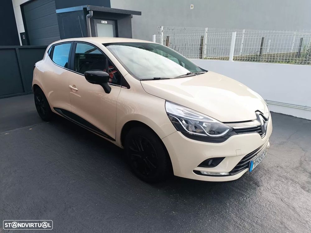 Renault Clio 0.9 TCe Limited Bi-Fuel - 2