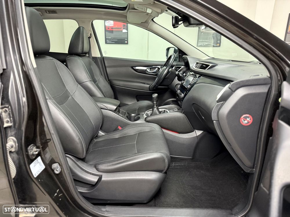 Nissan Qashqai 1.6 dCi Tekna Premium 17 360 S&S - 22