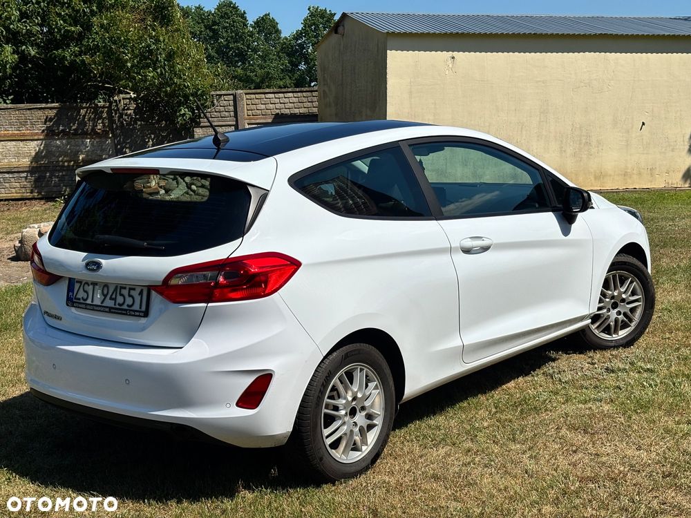 Ford Fiesta - 2