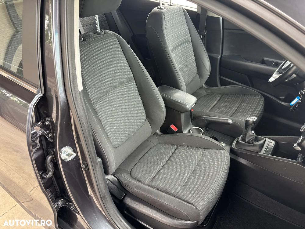 Kia Stonic 1.4 GSL Trend - 35