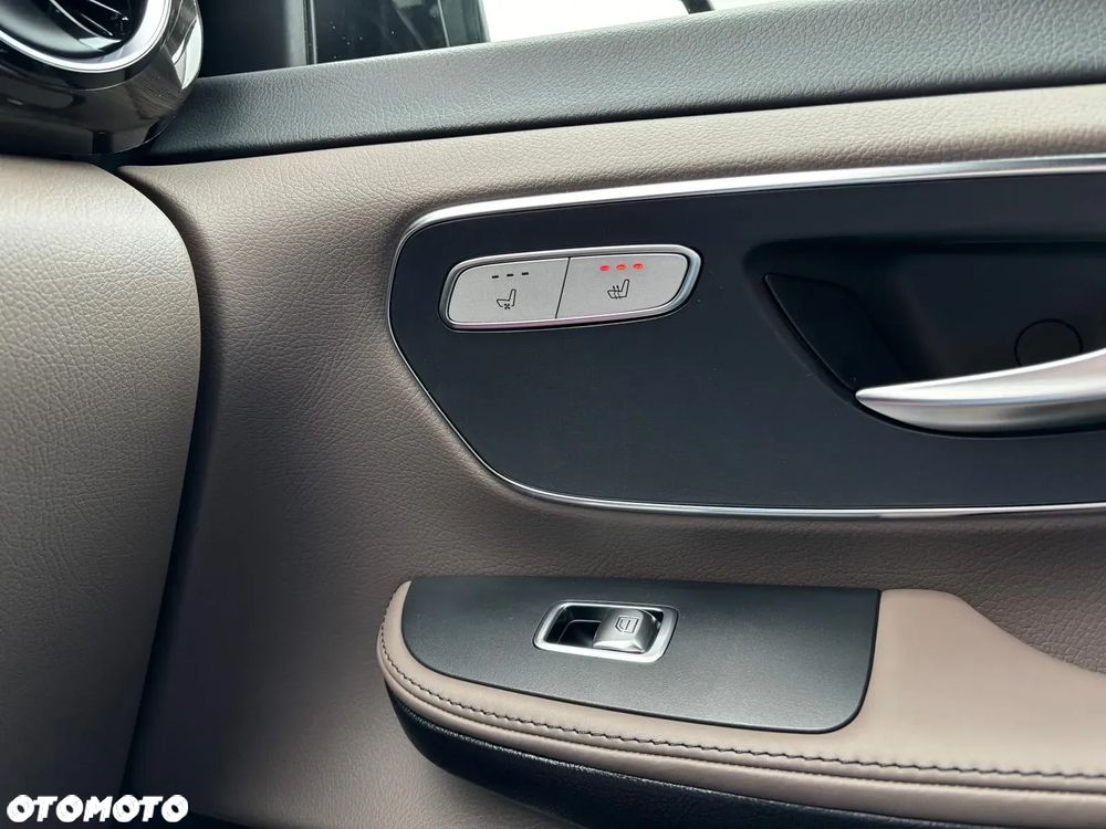 Mercedes-Benz Klasa V 300 d 4-Matic 9G-Tronic Avantgarde (d³ugi) - 20