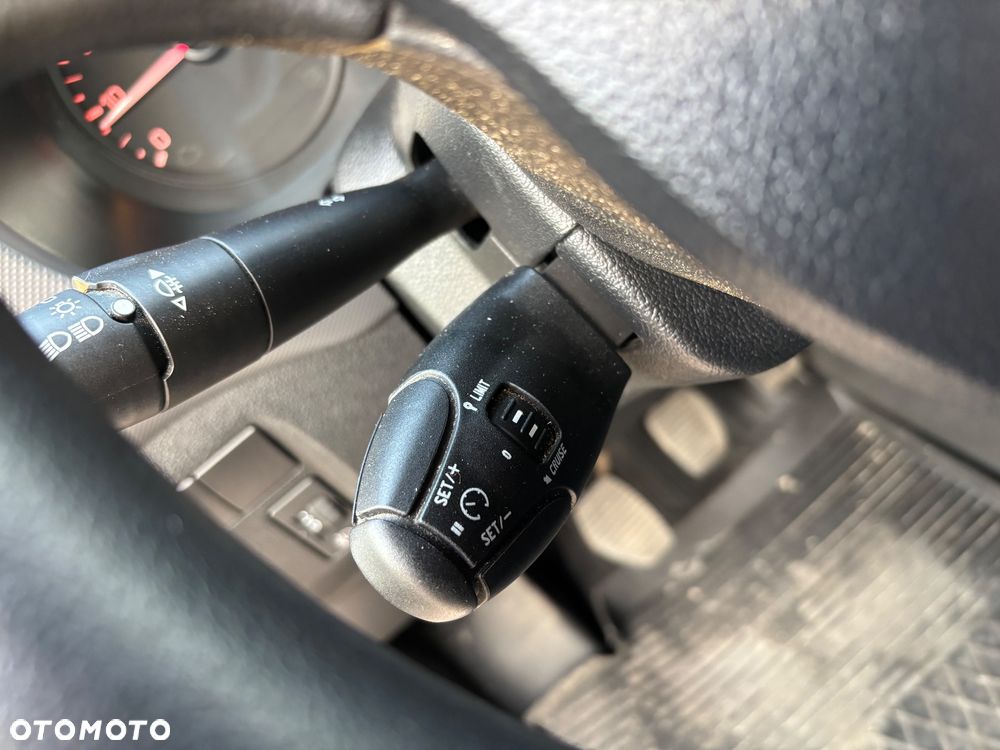 Peugeot Partner - 13